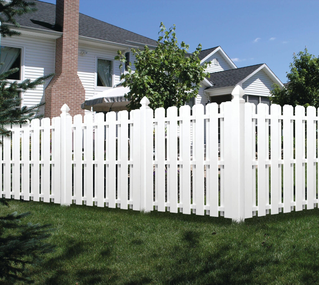 Plan Now For Your Spring Fence Installation Freedom Outdoor Living 